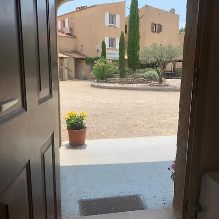شقة Le Cigalou