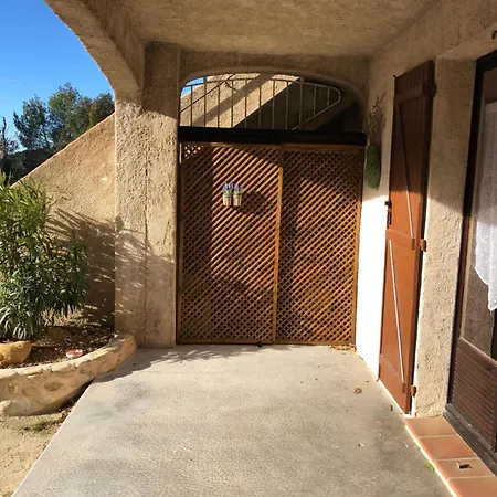 Le Cigalou Apartment *